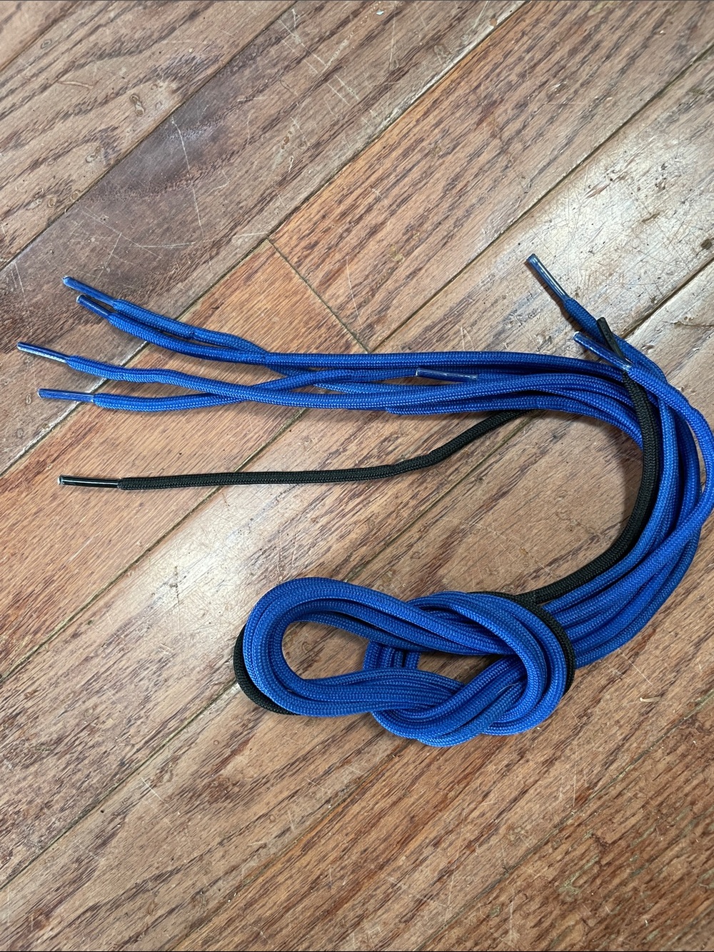 2 pair Blue  Shoe Laces and black single. Sturdy. Sneakers and boots. 3 FT. 36”